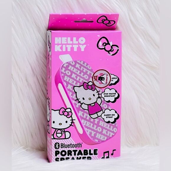 Hello Kitty Portable Speaker - Picture 1 of 2